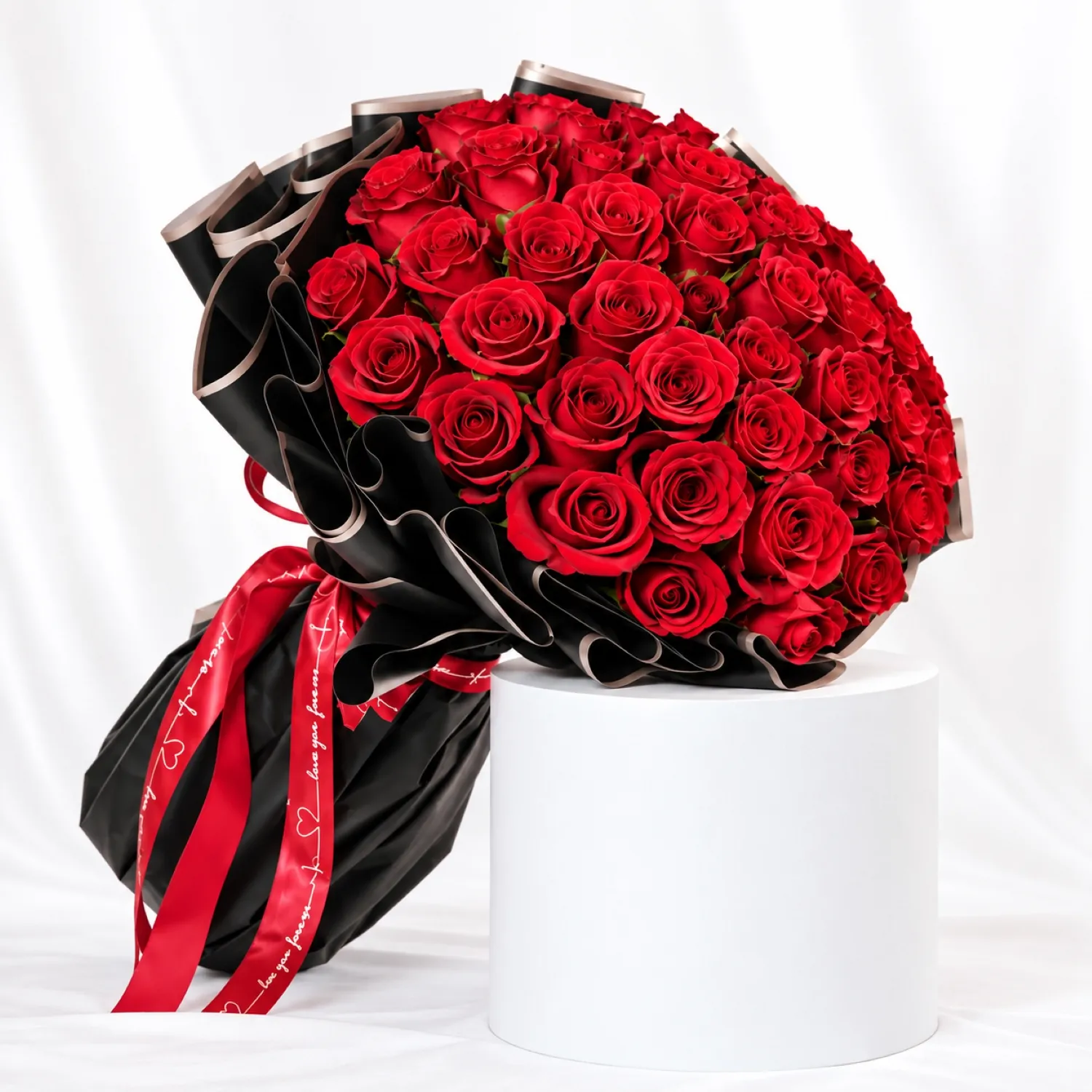 35 Red Roses With Balloon And Cake