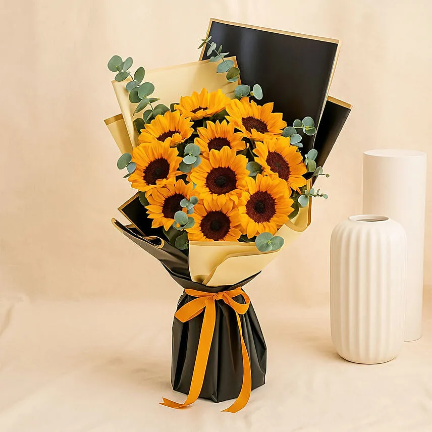 Charismatic Sunflowers Beautifully Bouquet