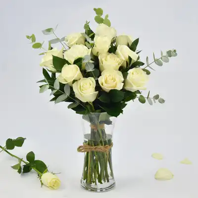 Vase Of Elegant White Rose