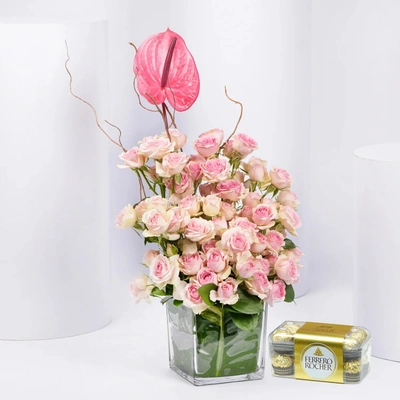 Exquisite Tender Love Roses Arrangement - With Chocolate