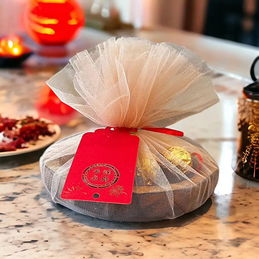 CNY Chocolates N Snacks Hamper