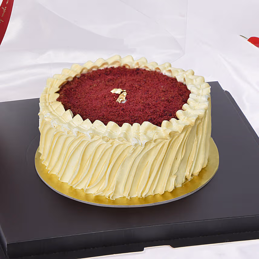 Valentines Roses and Cake Box