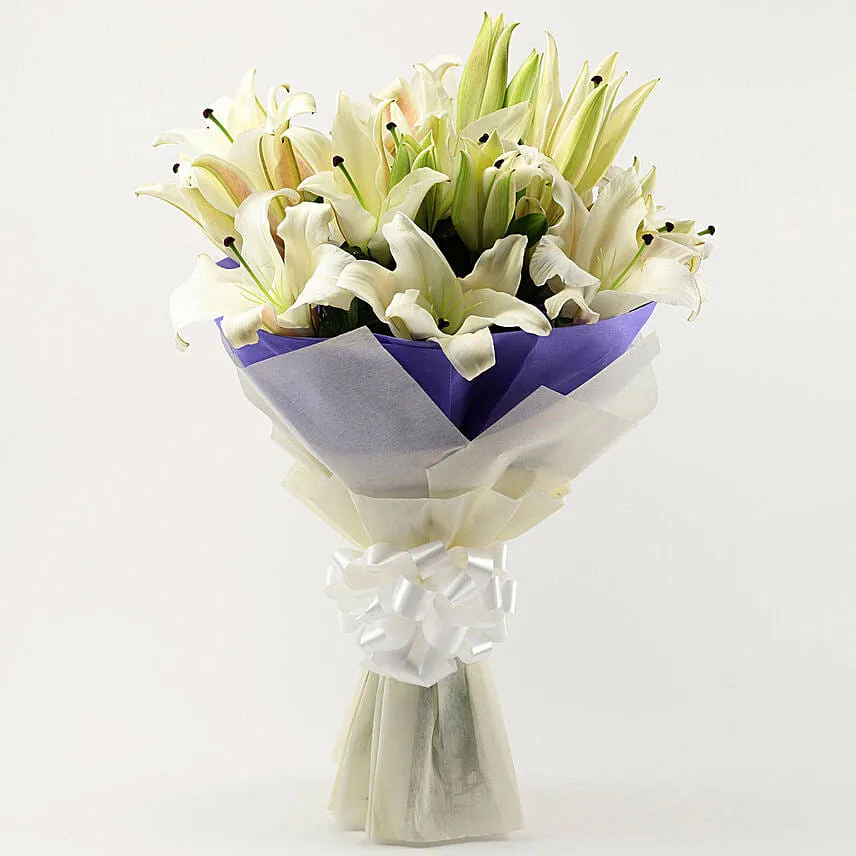 White Oriental Lilies Bouquet with Mini Mousse Cake