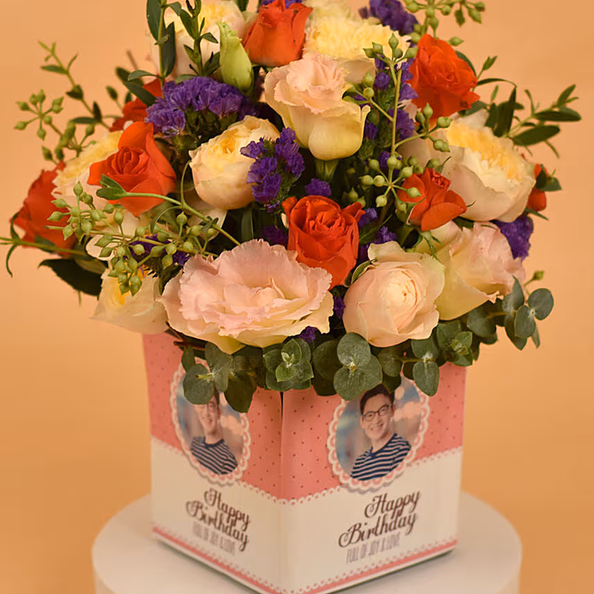 Comely Spray Roses in square Personalised Glass Vase