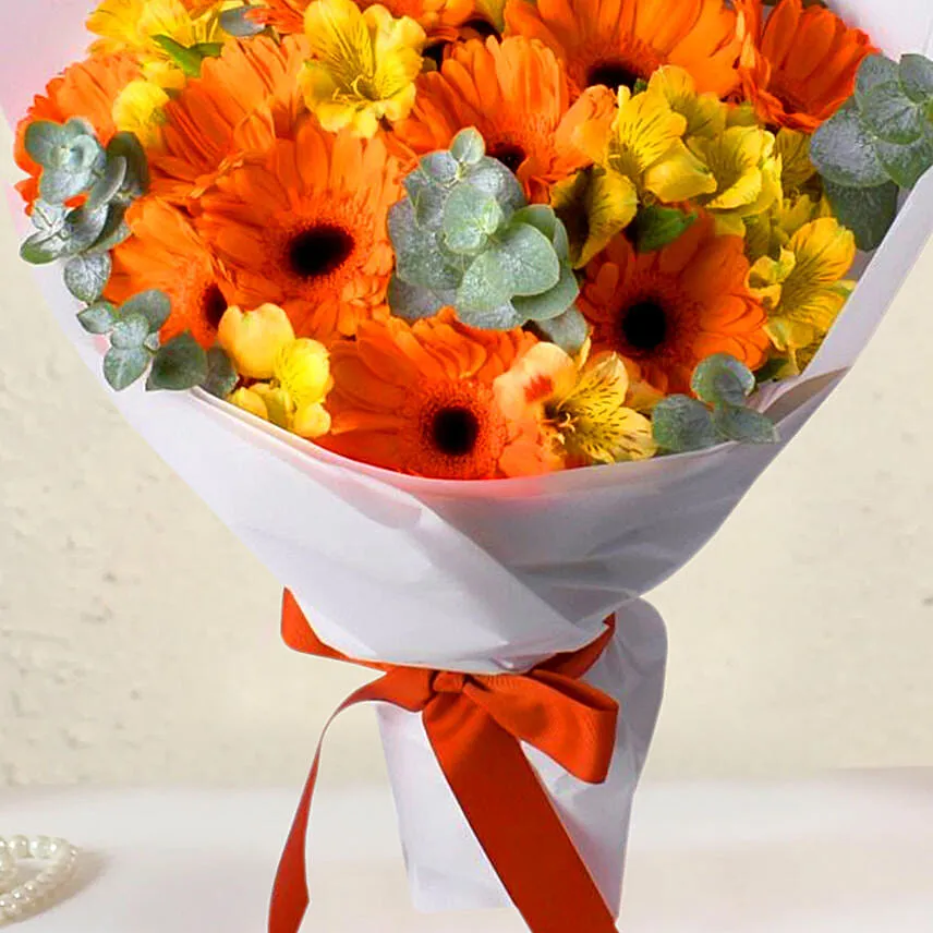 Delightful Gerberas N Alstroemeria Bouquet With Birthday Balloons