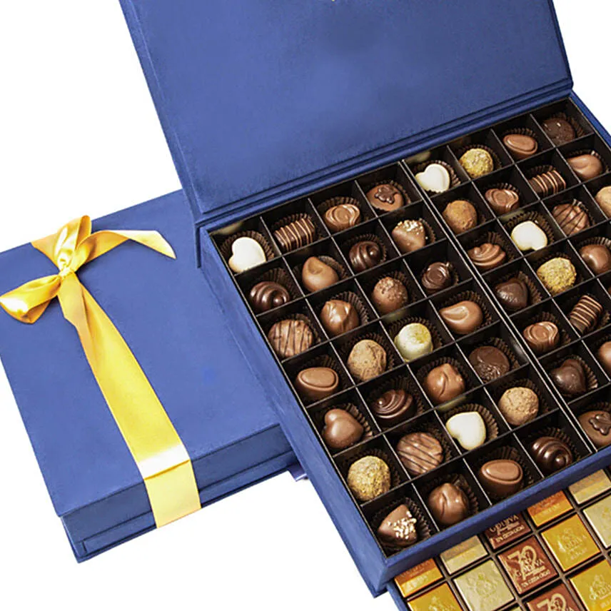 Godiva Royal Gift Box Extra Large Navy Blue