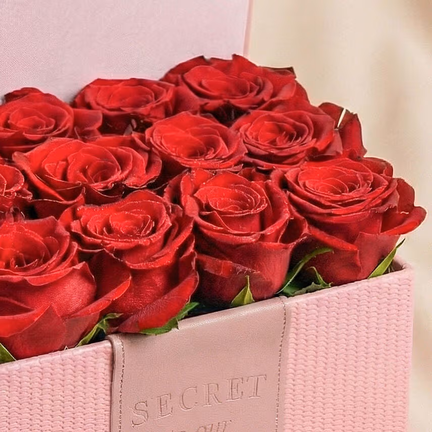 Valentines Red Roses in Pink Leather Box
