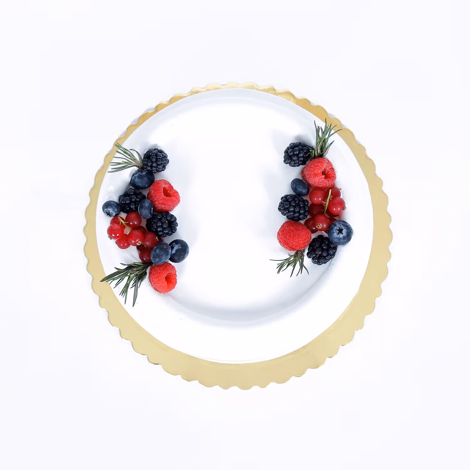 Vanilla Delight Cake with Fresh Berries | 1 Kg Cream Cake