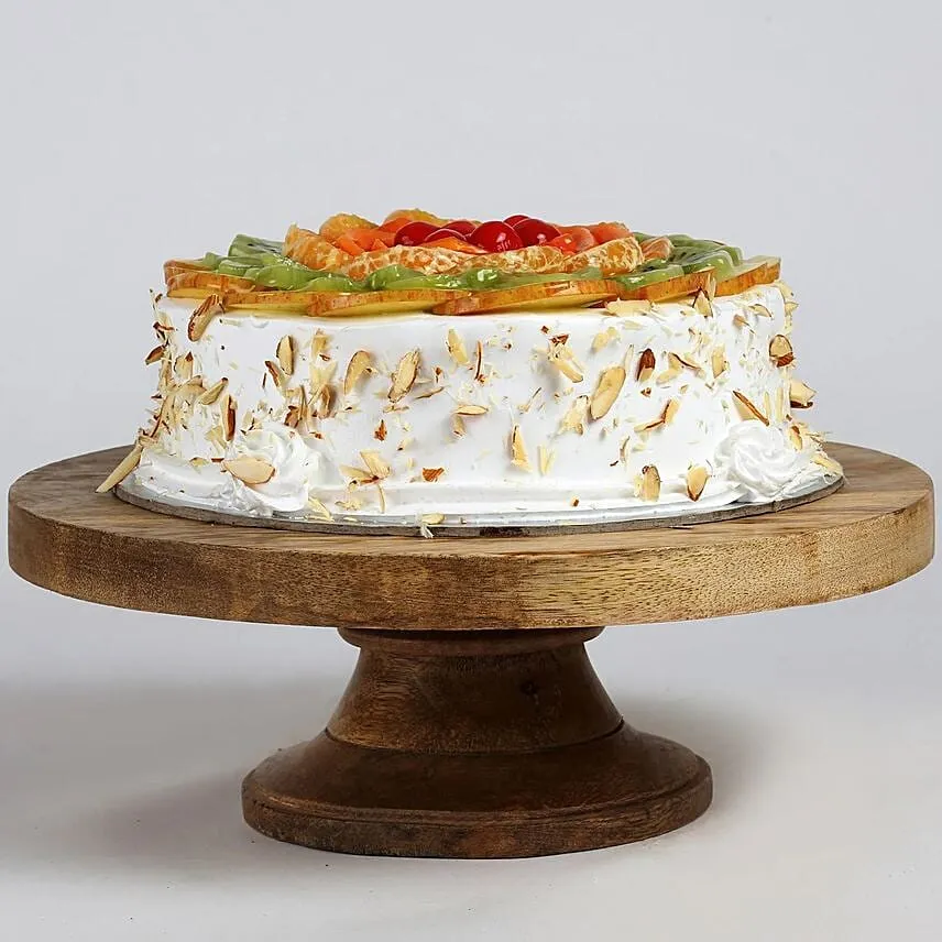 Creamy Vanilla Fruit Cake