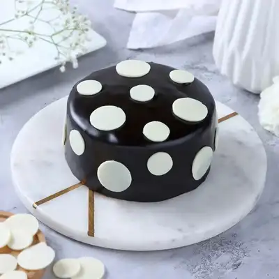 Decadent Truffle Cream Bento Cake - 250g Delight for Two