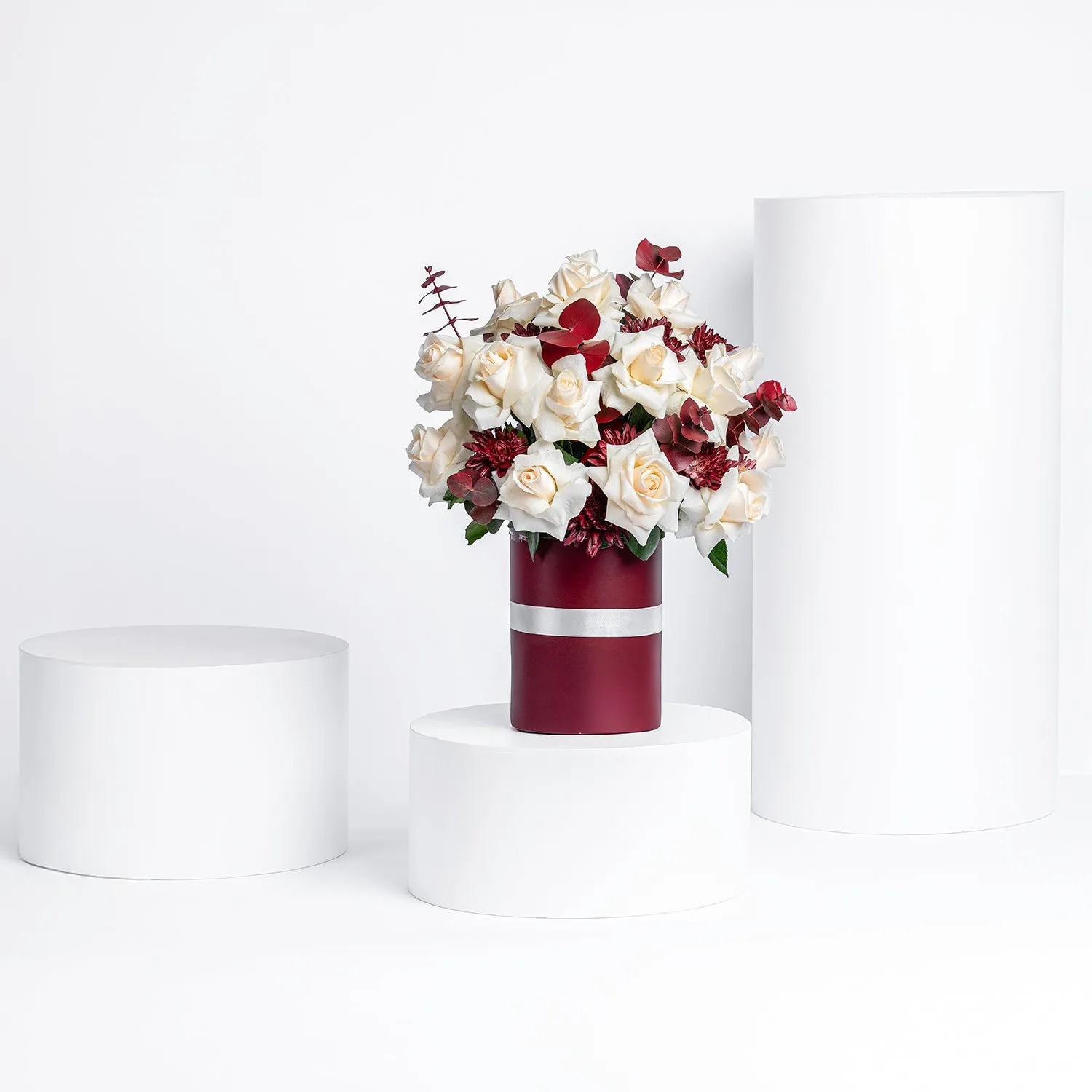 Elegant National Day Flower Vase Arrangement