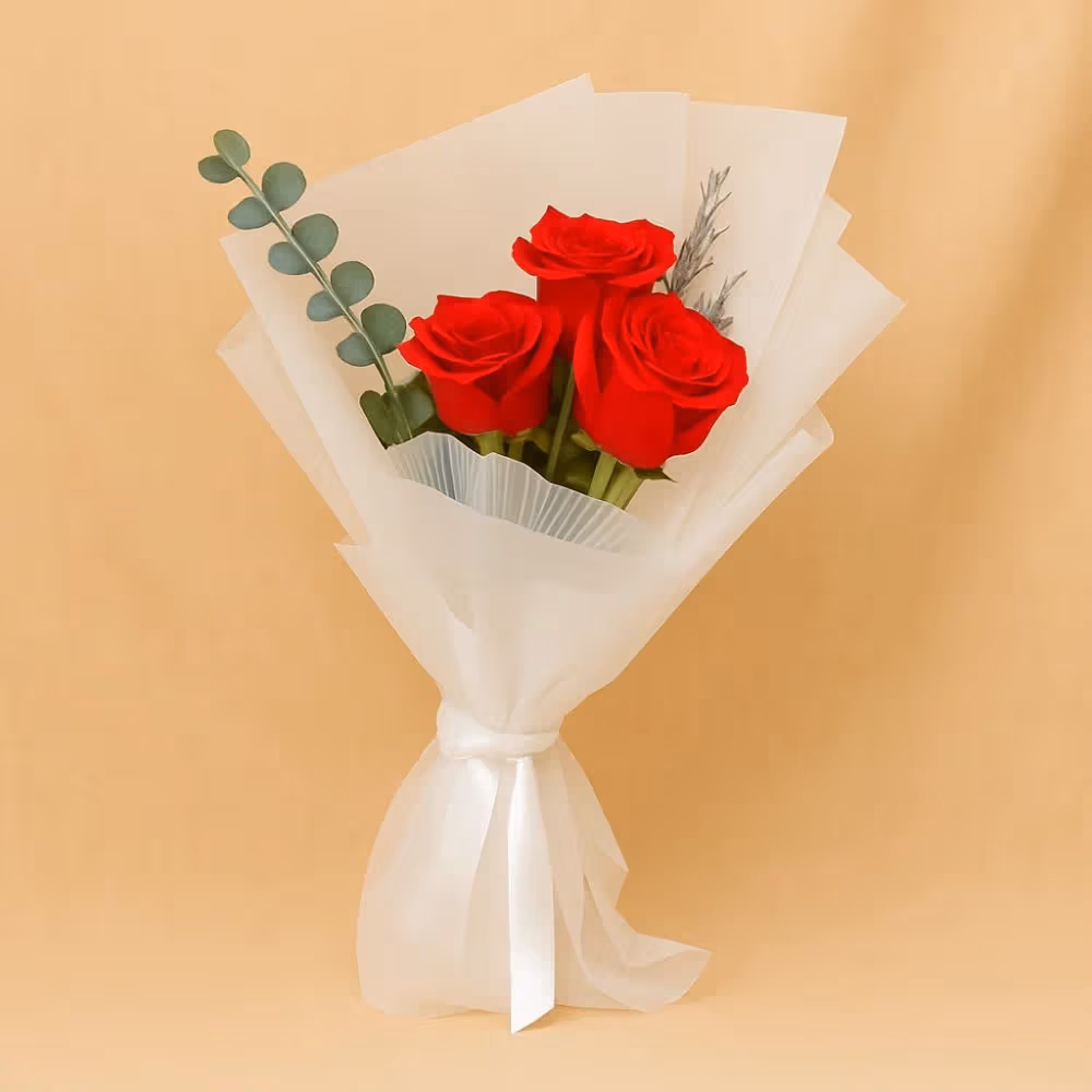 Alghawaly Apple Musk Perfume & Luxurious Red Rose Bouquet Combo