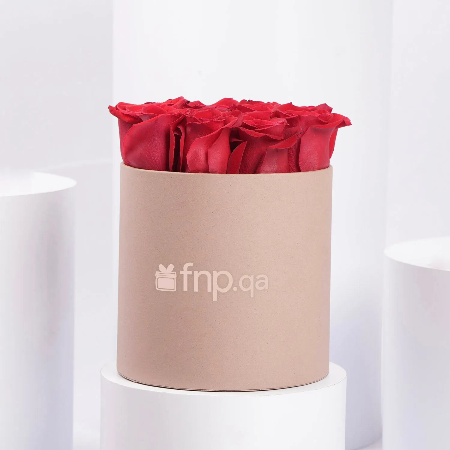 Exquisite Pure Love: 12 Red Roses in Elegant Round Box
