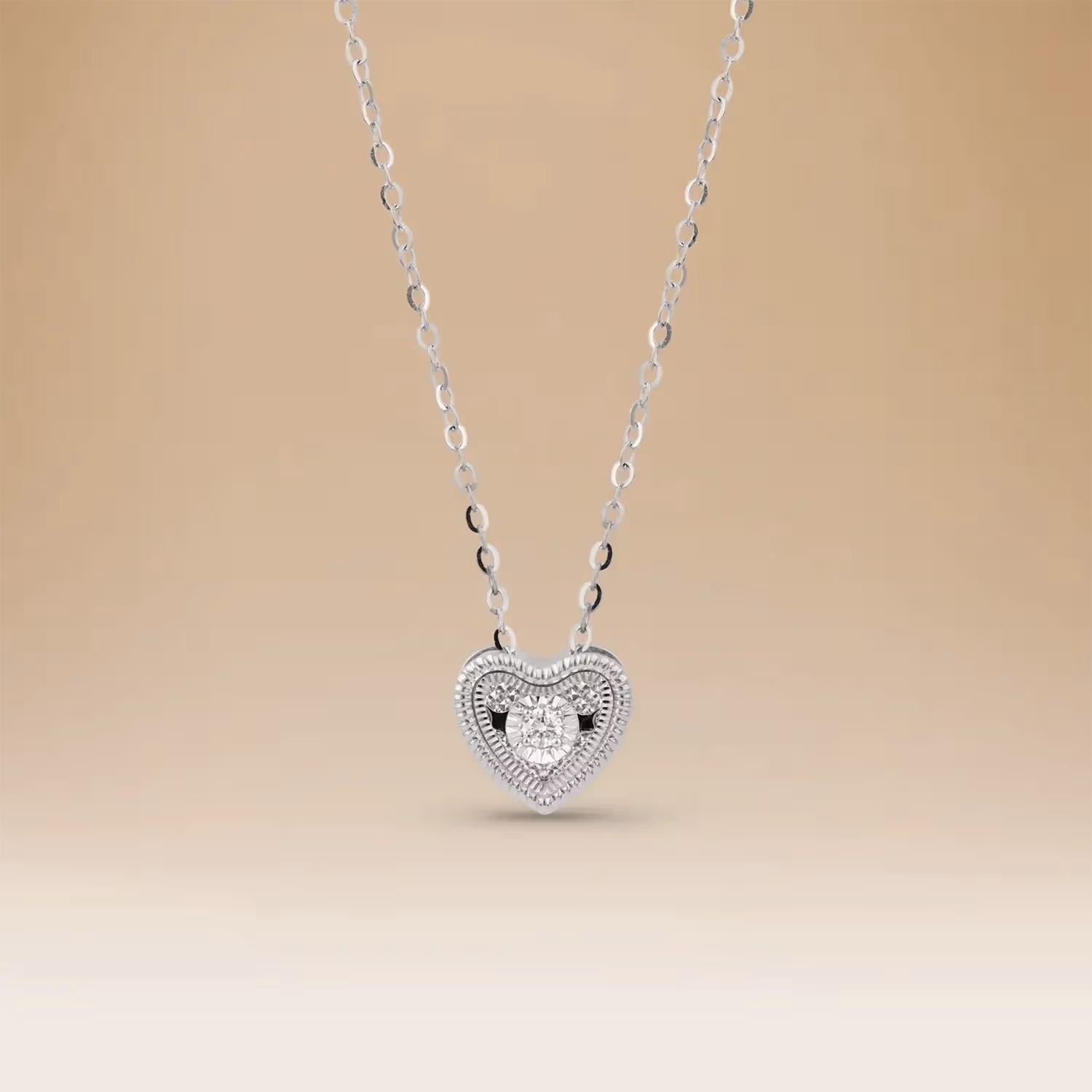 Omnia Heart Aura Necklace with 18K Gold & Diamond