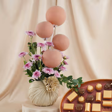 Bostani Chocolate Leather Box with Flower Vase n Balloons