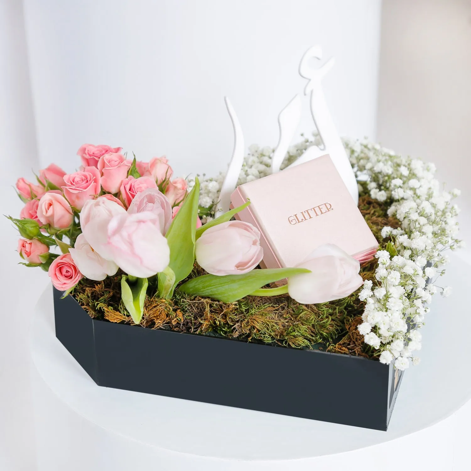 Moms Love Flowers and Necklace Hamper