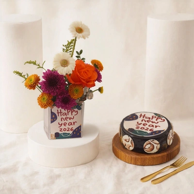 New Year Flowers n Chocolate Cake