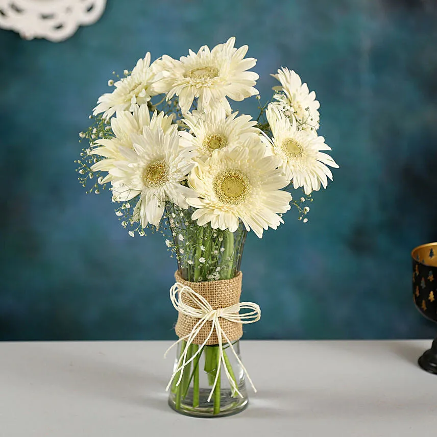Blooming Gerbera Vase Arrangement