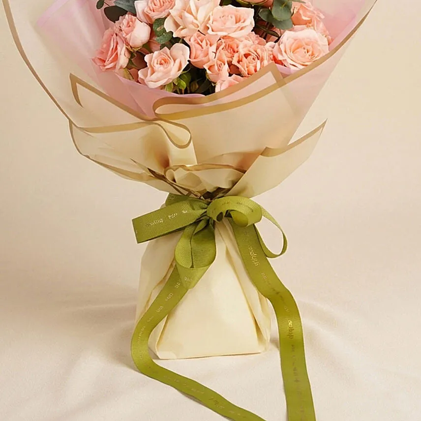 Peachy Blushes Rose Bouquet
