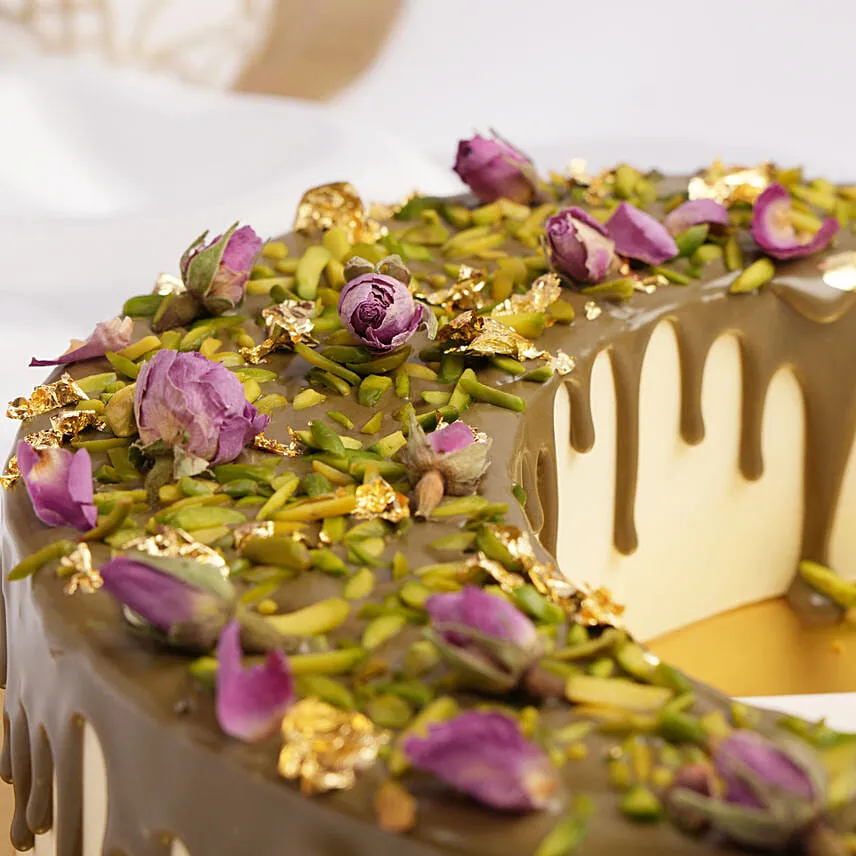 Pistachio Saffron Crescent Moon Cake