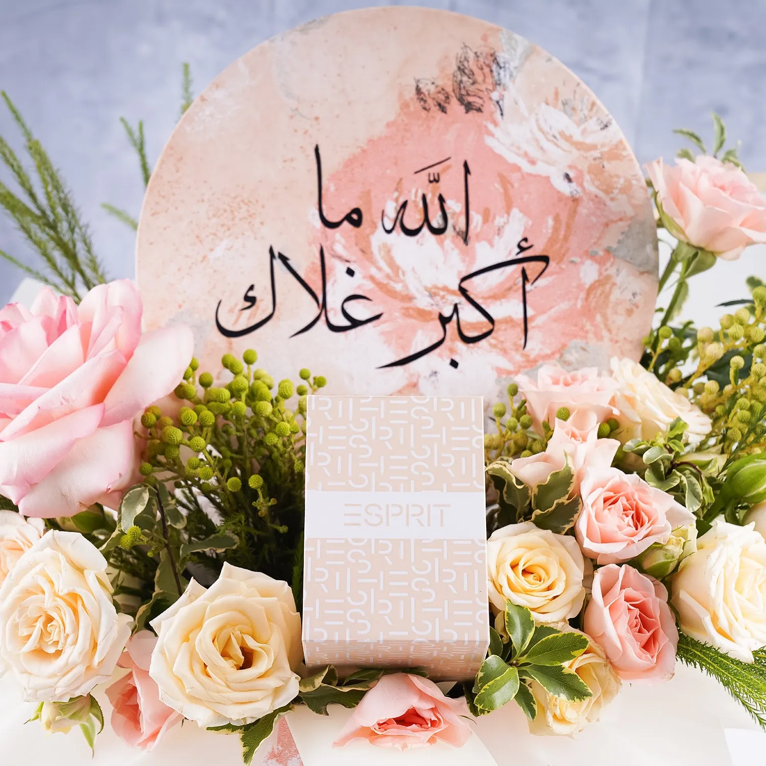 ساعة يد نسائية إسبريت مع بوكس ورود