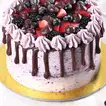 Irresistible Vanilla Berry Delight Cake - 4 Portion