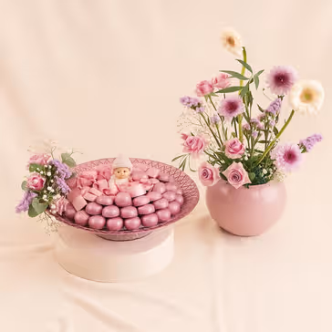 AANI & DANI Baby Girl Chocolates n Flower Vase