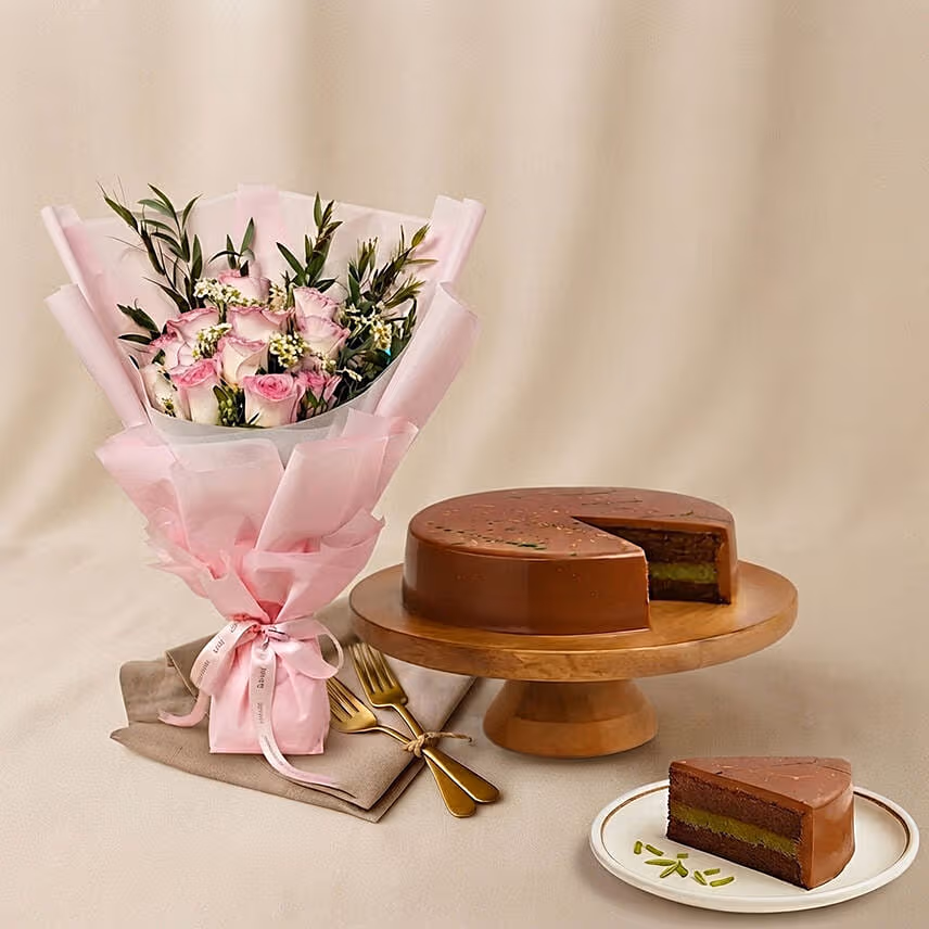 Titanic Rose & Chamomile Bouquet with Dubai Chocolate Cake