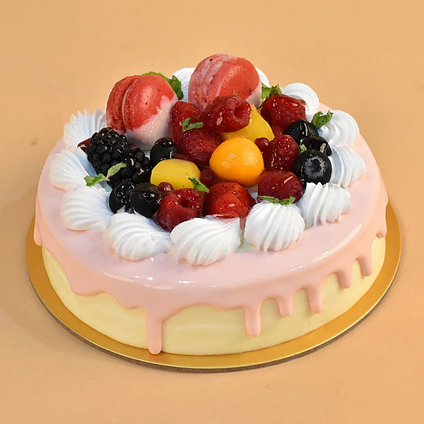Yummy Fresh Fruits Vanilla Cake