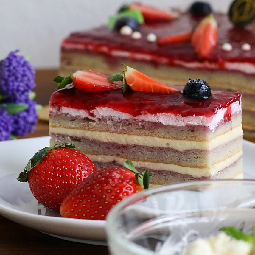 Tempting Raspberry Cheese Sponge Cake 1.5Kg