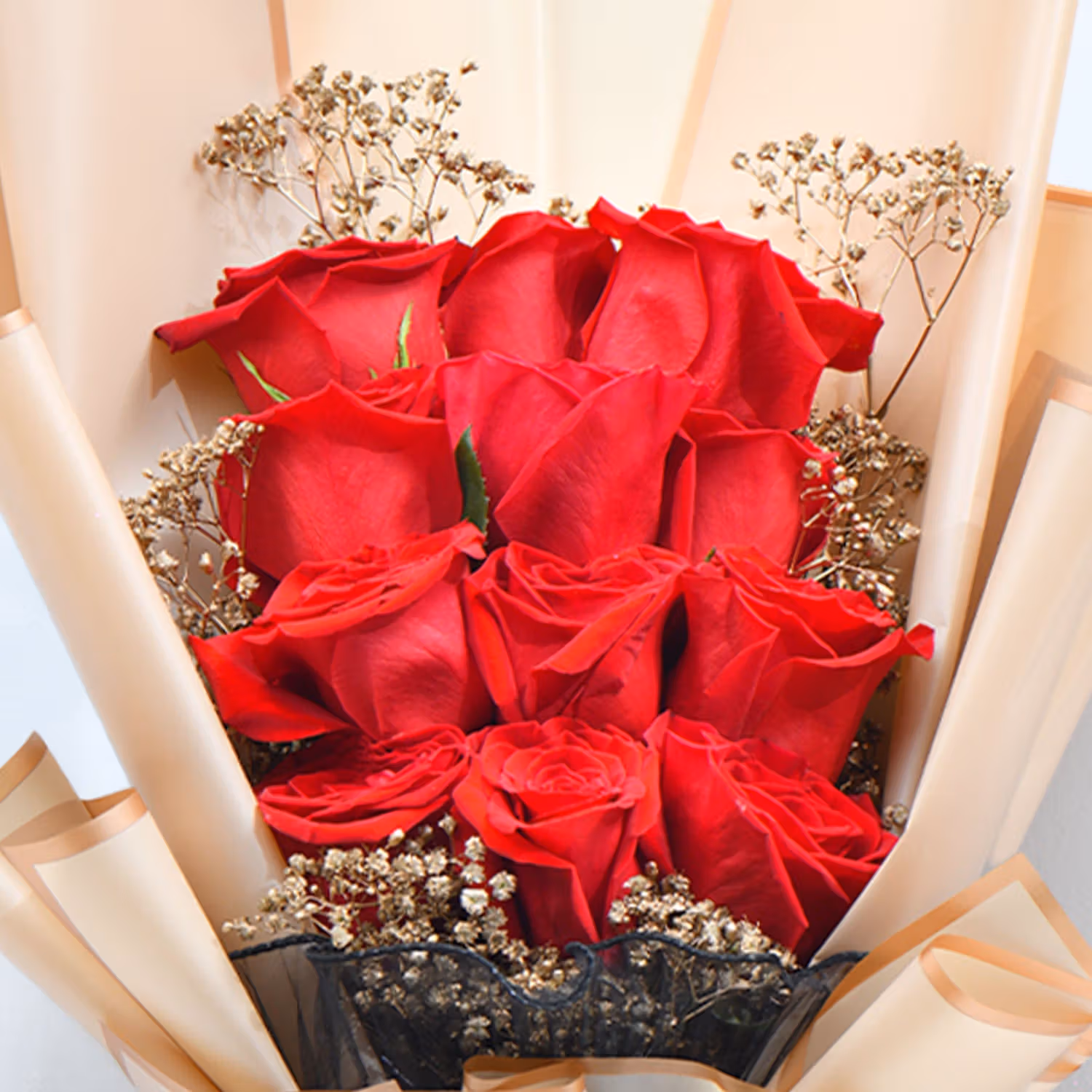 Elegant Romance: Classic Red Roses Bouquet