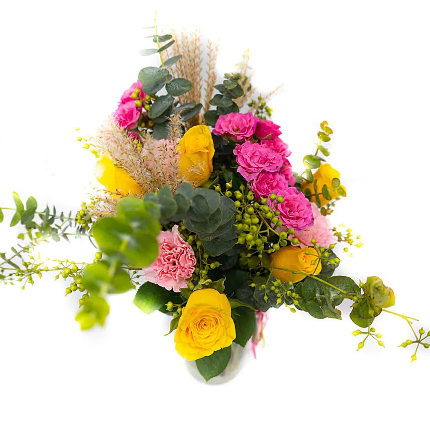 Alluring Mixed Flowers Bunch
