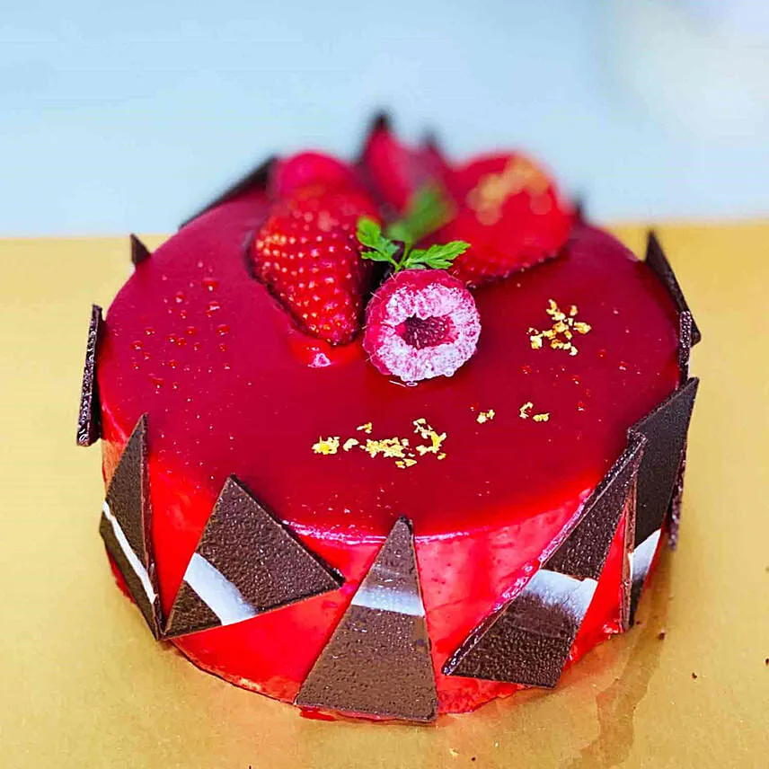 Red 5 Roses Love Bouquet With Mini Cheese Cake