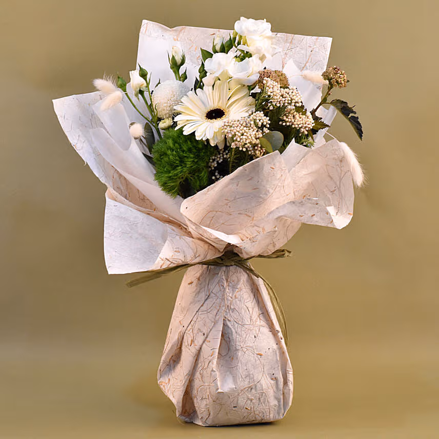 Majestic Mixed Flowers Bouquet