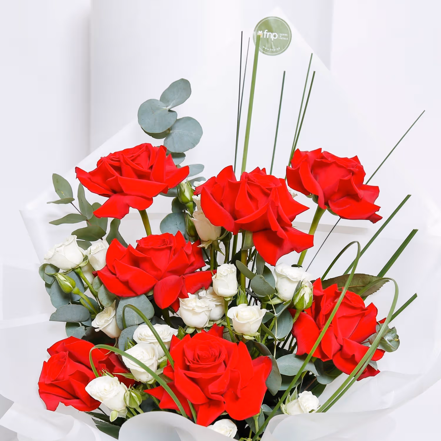 Simply Red Roses Bouquet for Mom