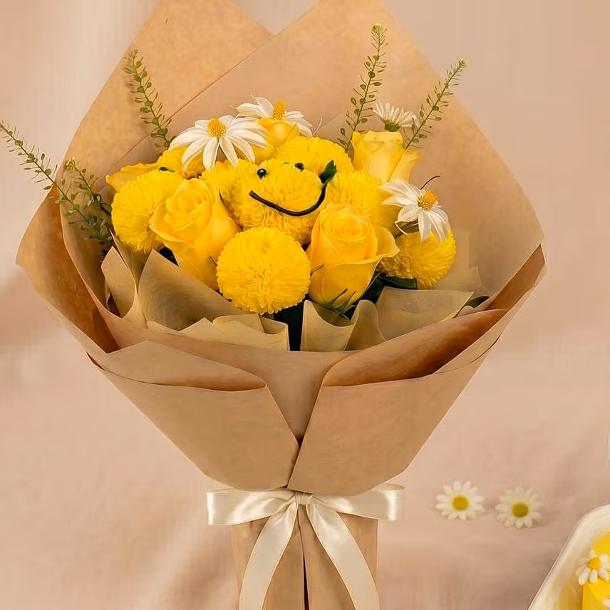 Sunny Smile Bloom Buddies Bouquet and Bento Cake