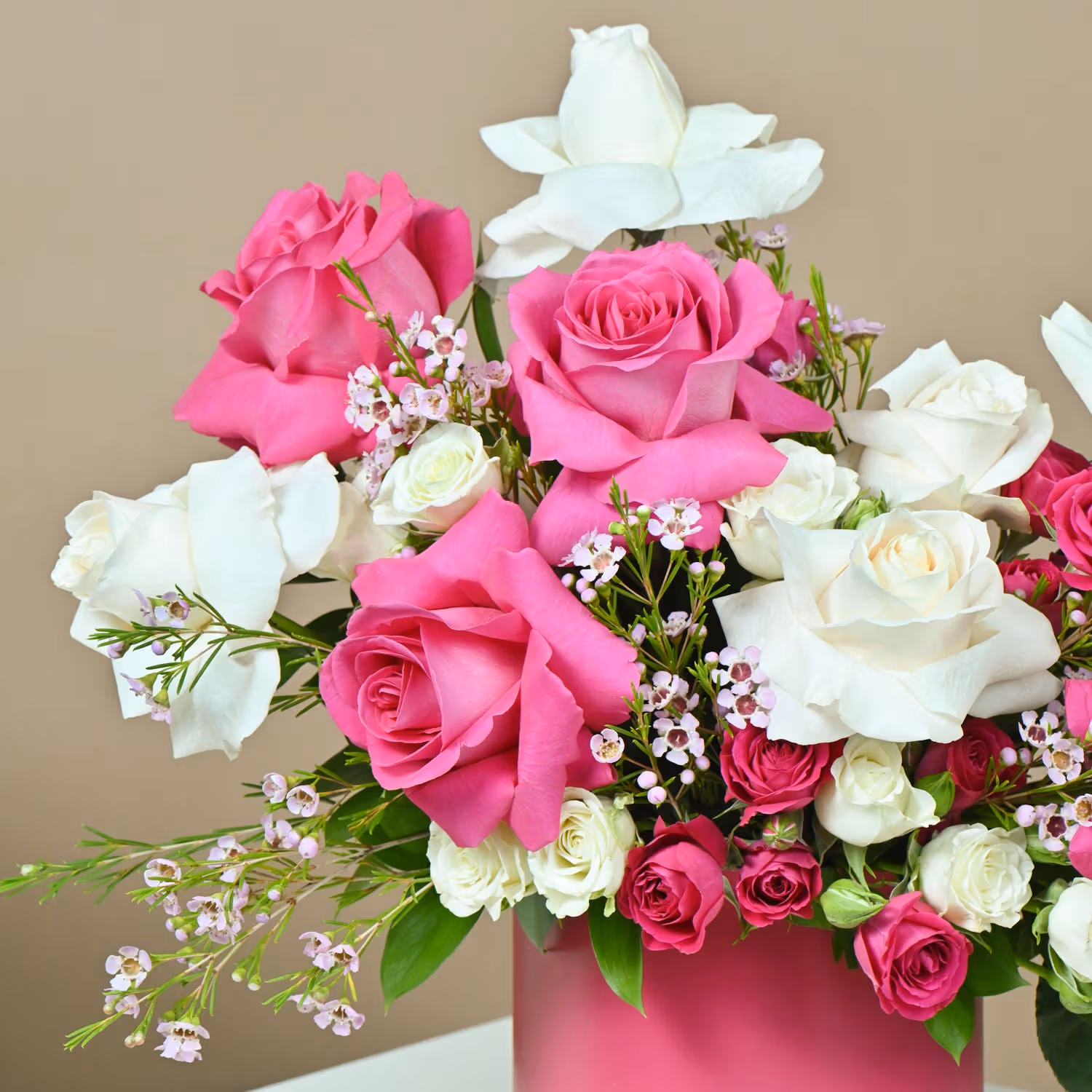 Elegant Romantic Gesture Flower Arrangement in Pink Box