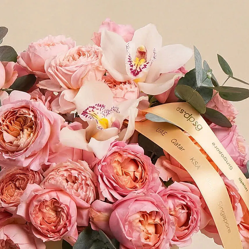 Elegant Peach Rose Bloom Box Arrangement