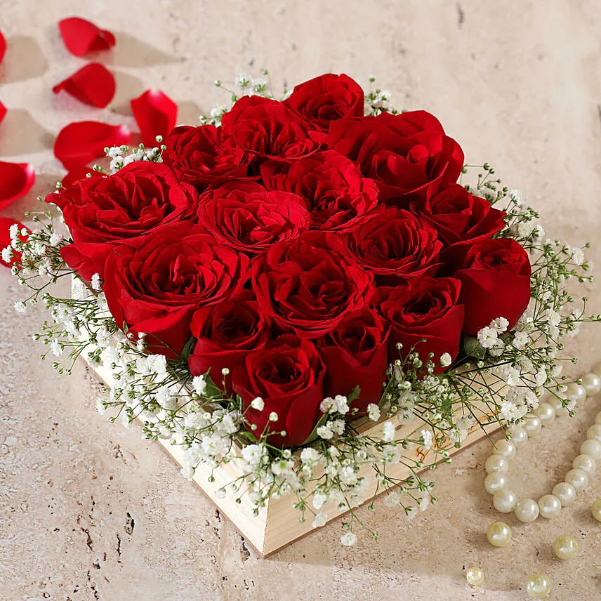 16 Scarlet Roses Showcase on Wooden Base