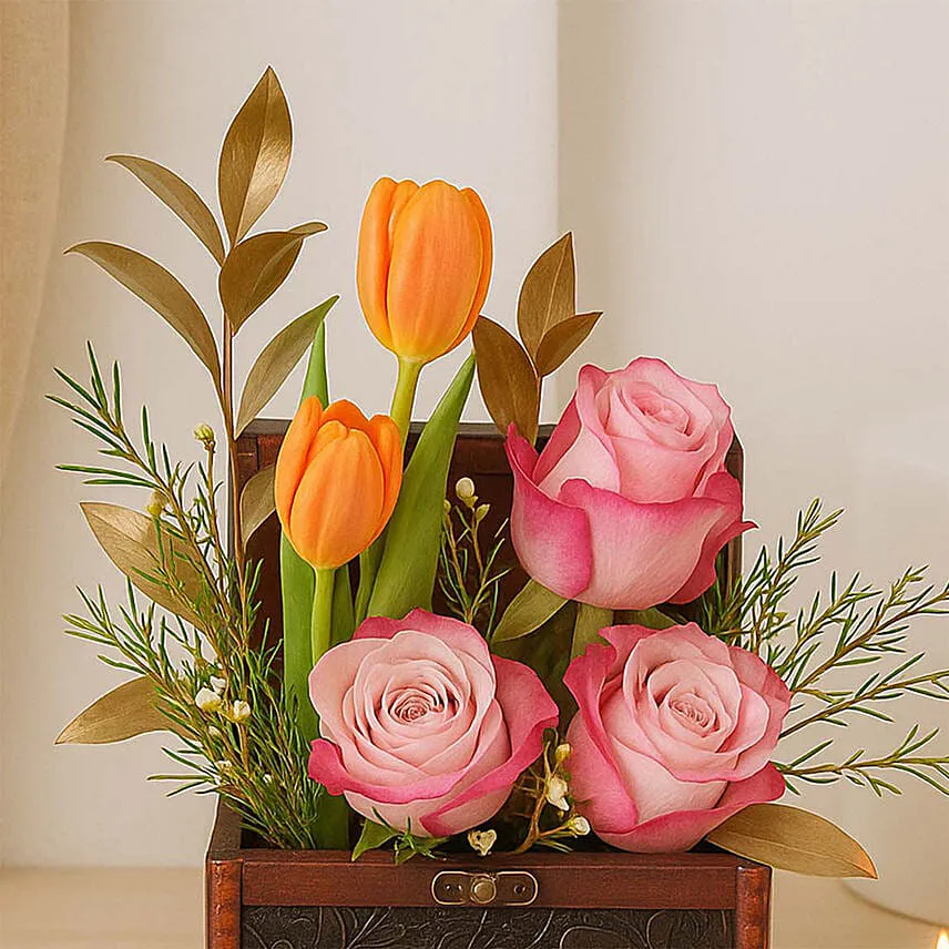 Rose and Tulips Mini Flowers Box