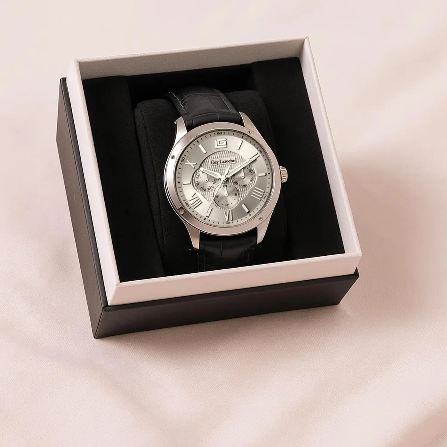 Guy Laroche Watch For Men in Blue Orchid Tray 