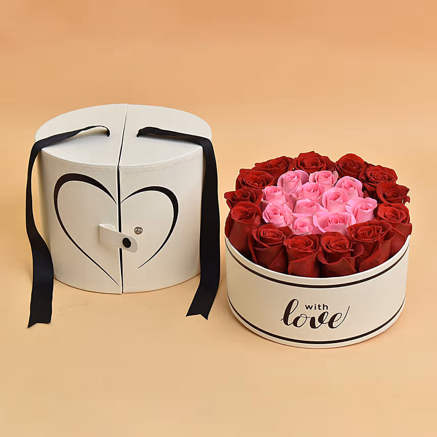 Pink & Red Roses Love For Valentine With Table Top