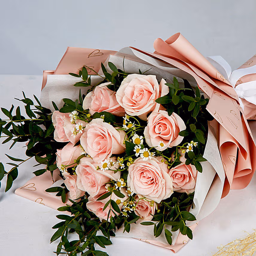 Titanic Rose Chamomile Bouquet For Valentines