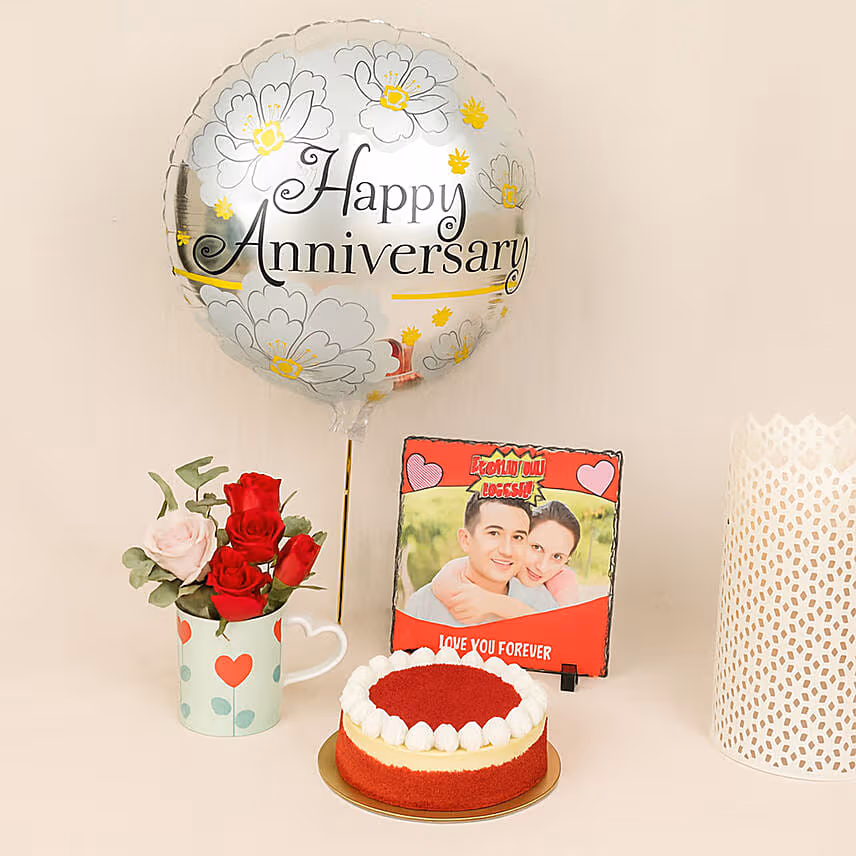 Aniversary Celebration Flowers Combo with Cake
