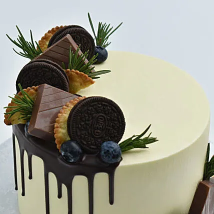 Decadent Chocolate Rush Cake with Oreo and KitKat Toppings