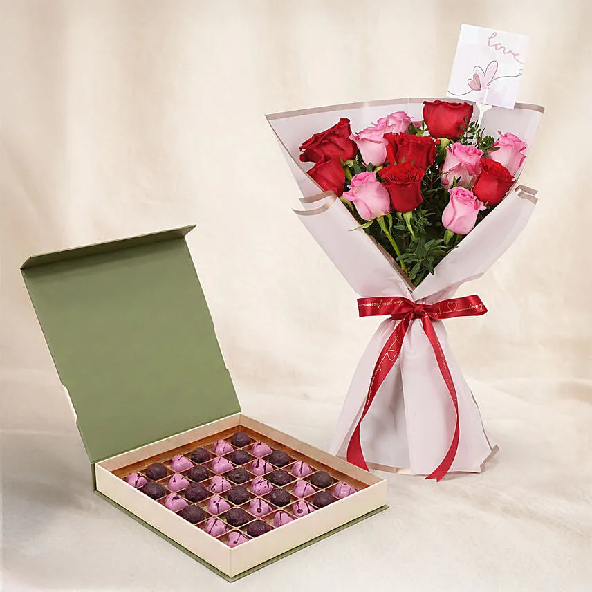 Love Expresssion Roses Bouquets with Chocolates