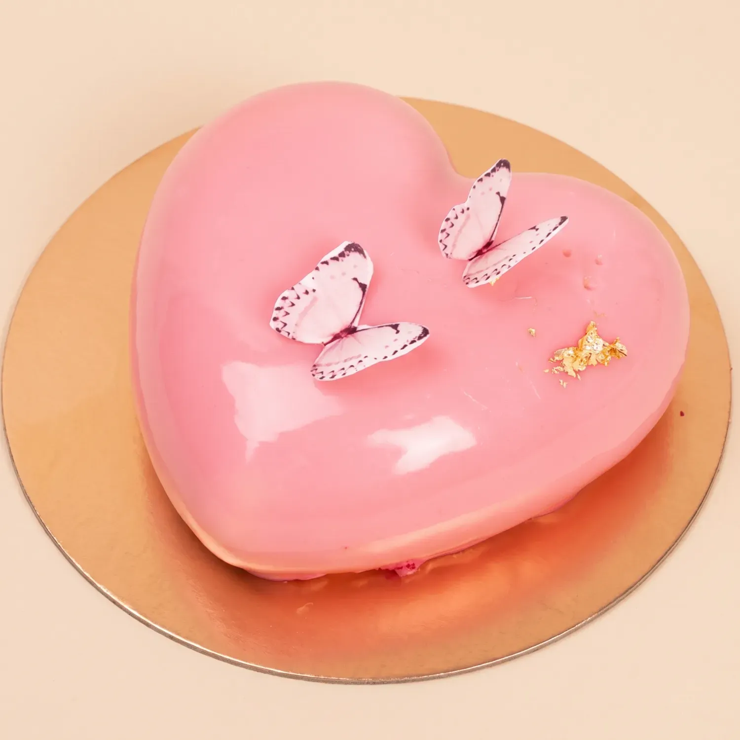 Elegant Choco Heart Love Cake 500g with Delicate Butterfly Design