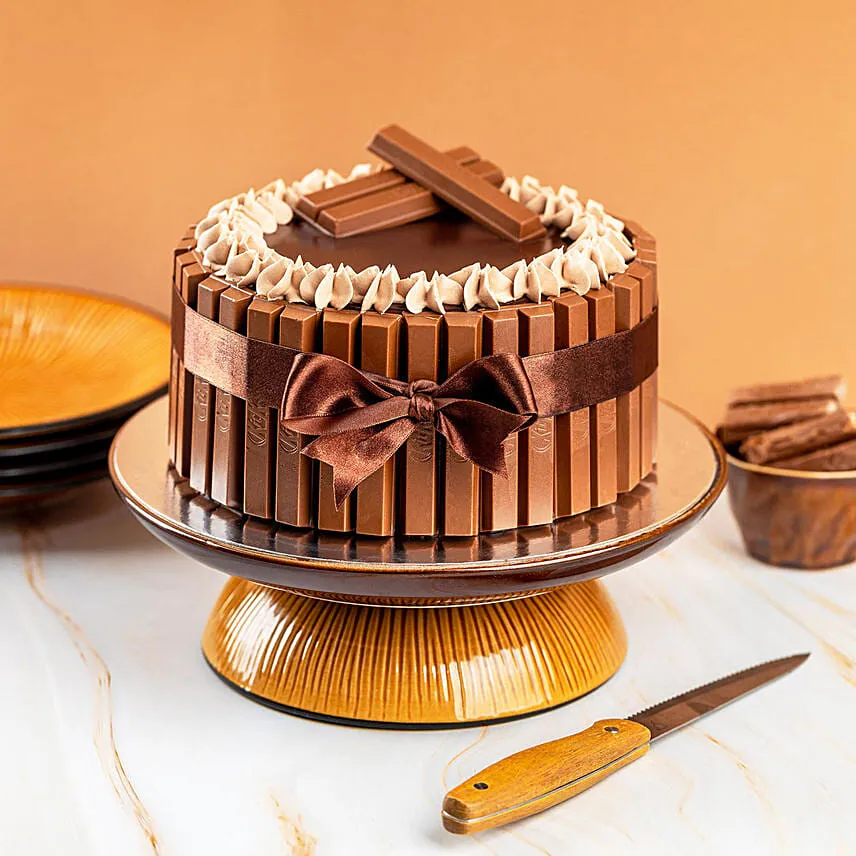 Kitkat Cake 1 Kg