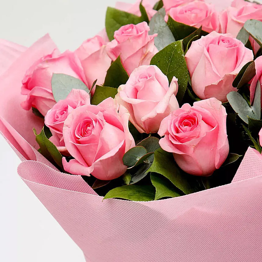 Ravishing Bouquet of 20 Pink Roses