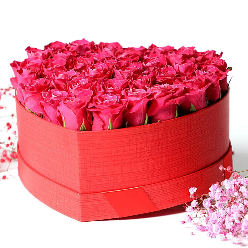 Heartshape Pink Roses Box With I Love You Table Top For Valentines